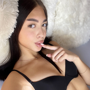 KiKi, Free OnlyFans Accounts